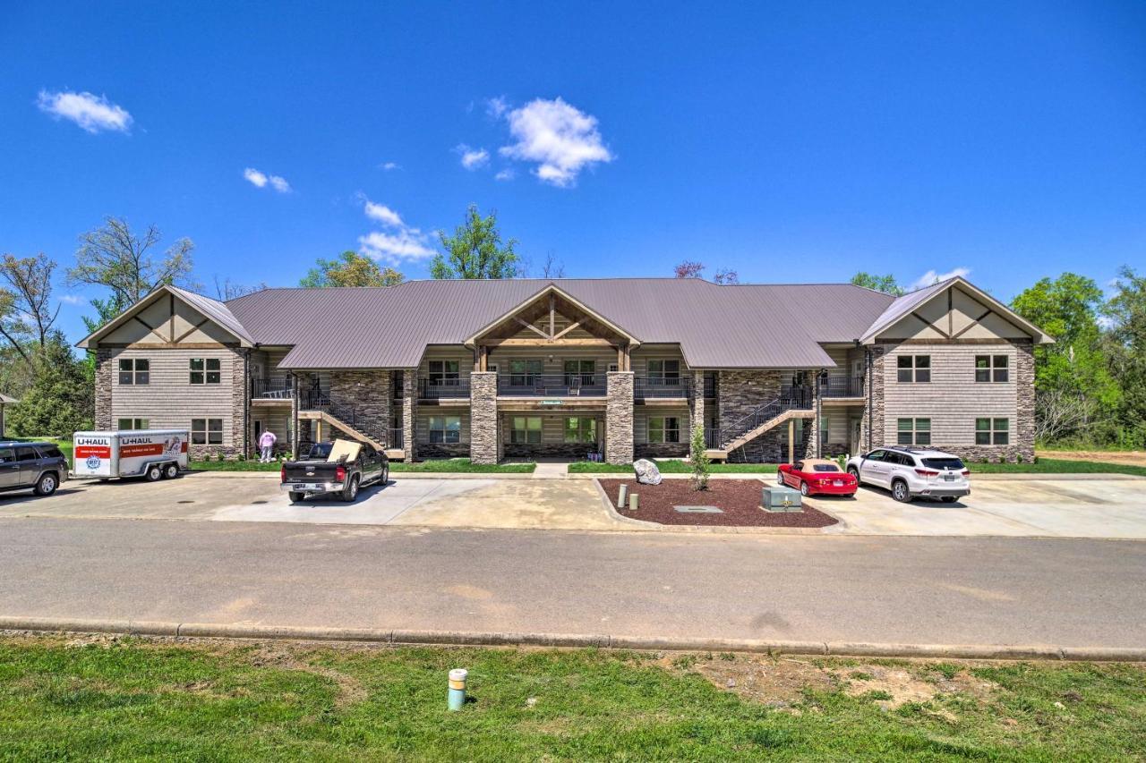 With Pool, Great Smoky Mountain Views *